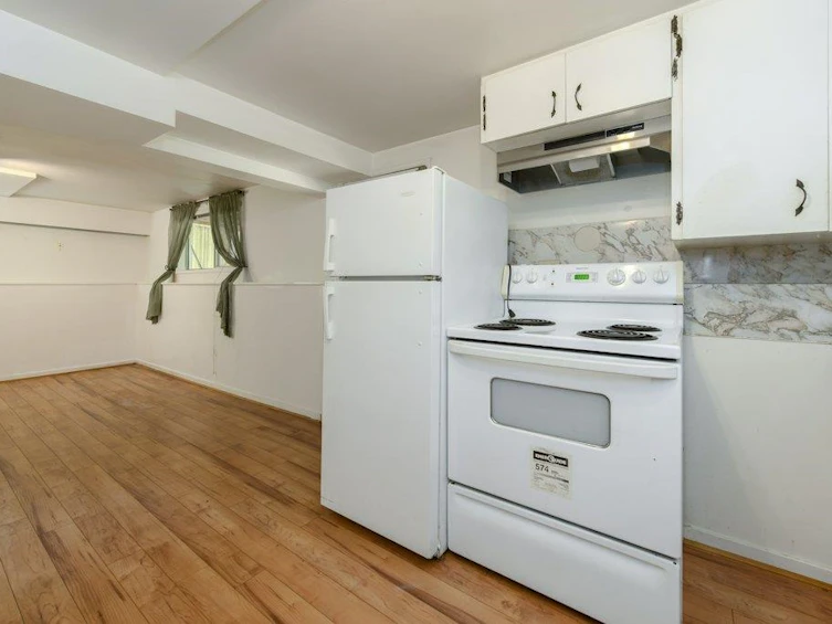 104 E 24 Avenue, Vancouver, BC, V5V 1Z4 - 18