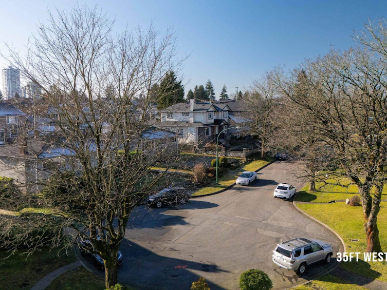7031 Bryant Court, Burnaby, BC, V5E 1T1 - 39
