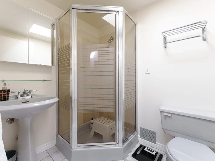 3975 Southwood Street, Burnaby, BC, V5J 2E8 - 20