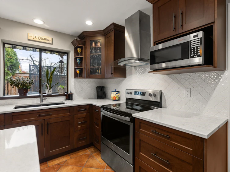 5676 Green Place, Delta, BC, V4K 4M8 - 8