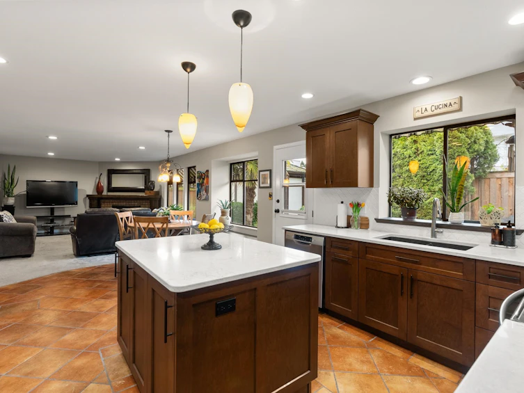 5676 Green Place, Delta, BC, V4K 4M8 - 4