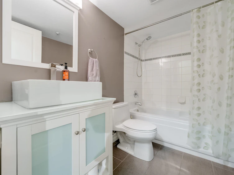 103-8460 Jellicoe Street, Vancouver, BC, V5S 4S8 - 15