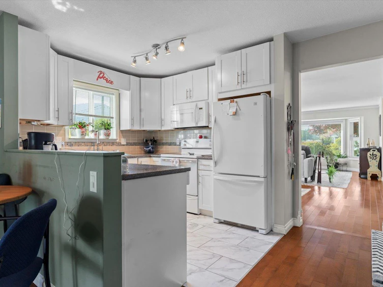 44801 Cumberland Avenue, Chilliwack, BC, V2R 3H7 - 10