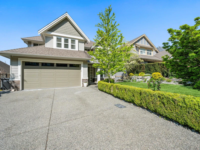 3395 Applewood Drive, Abbotsford BC V3G 3E1