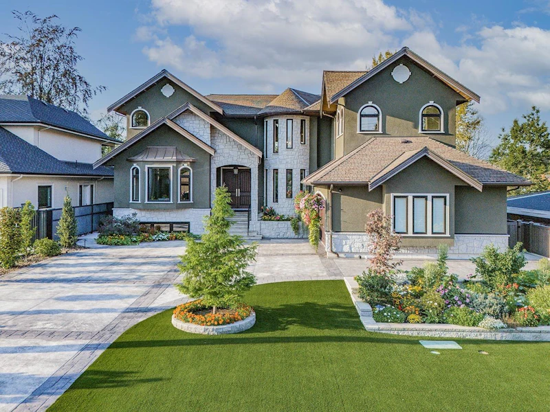 1213 Cottonwood Avenue, Coquitlam BC V3J 2T4