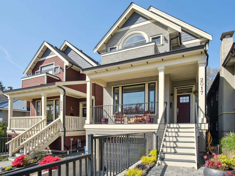 2017 Charles Street, Vancouver, BC, V5L 2V1 - 3