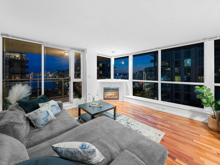 806-188 E Esplanade Avenue, North Vancouver, BC, V7L 4Y1 - 17