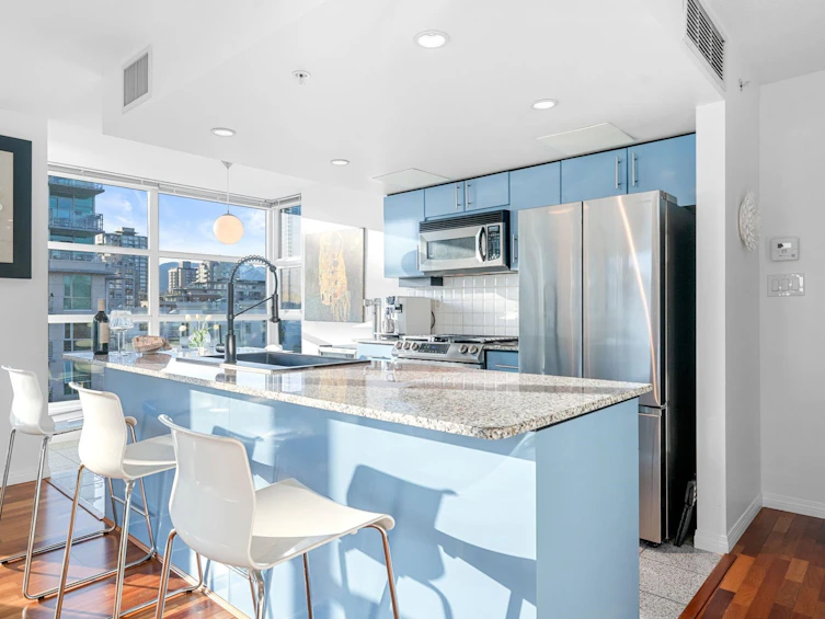 806-188 E Esplanade Avenue, North Vancouver, BC, V7L 4Y1 - 3