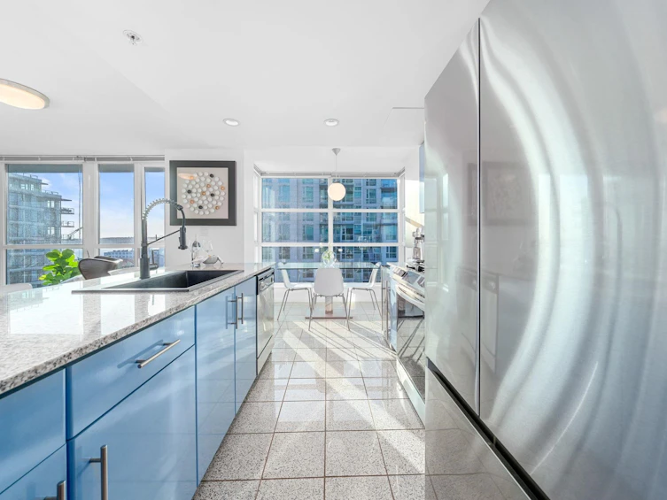 806-188 E Esplanade Avenue, North Vancouver, BC, V7L 4Y1 - 4