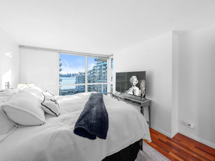 806-188 E Esplanade Avenue, North Vancouver, BC, V7L 4Y1 - 21