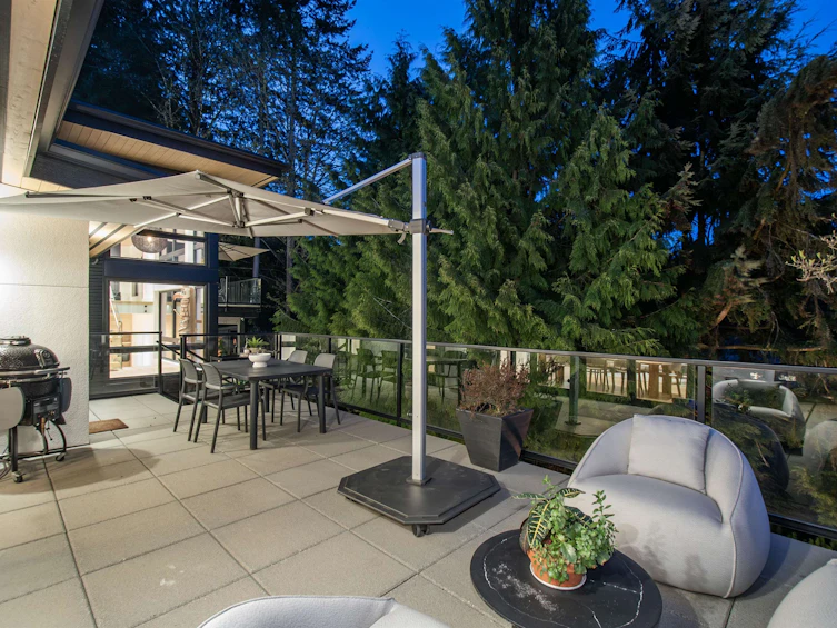 4598 Meadowbank Close, North Vancouver, BC, V7K 2L2 - 12