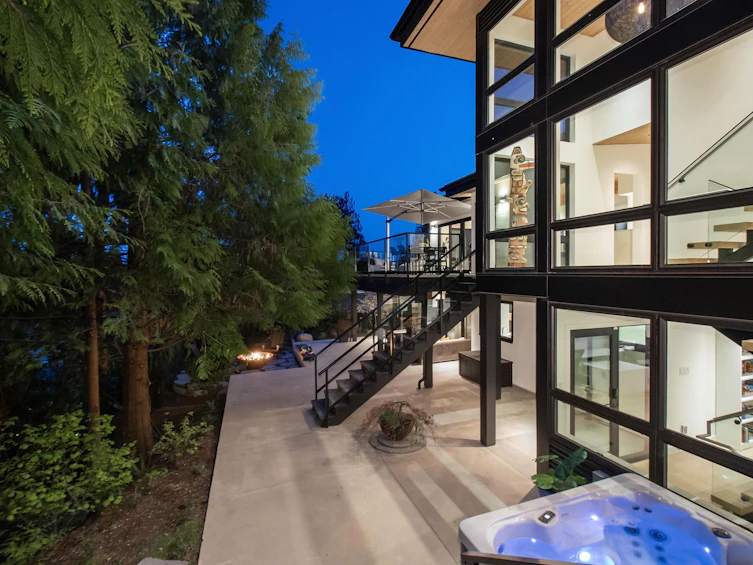 4598 Meadowbank Close, North Vancouver, BC, V7K 2L2 - 37
