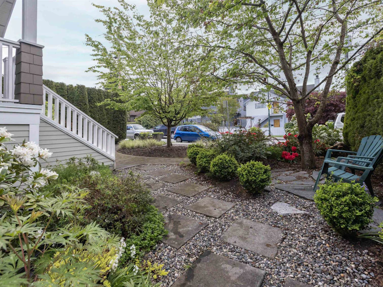 3011 W 8th Avenue, Vancouver, BC, V6K 2C2 - 2