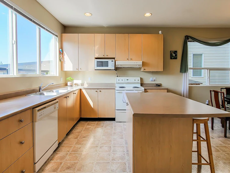24330 102b Avenue, Maple Ridge, BC, V2W 1Y2 - 12