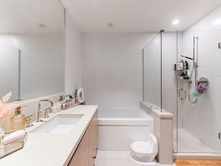 316-3606 Aldercrest Drive, North Vancouver, BC, V7G 0A3 - 14