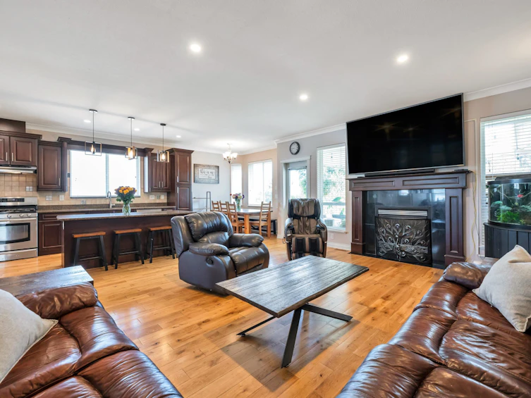 8534 Kimball Street, Mission, BC, V2V 7P6 - 4