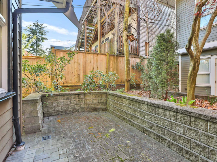 2280 St. George Street, Vancouver, BC, V5T 3R2 - 16