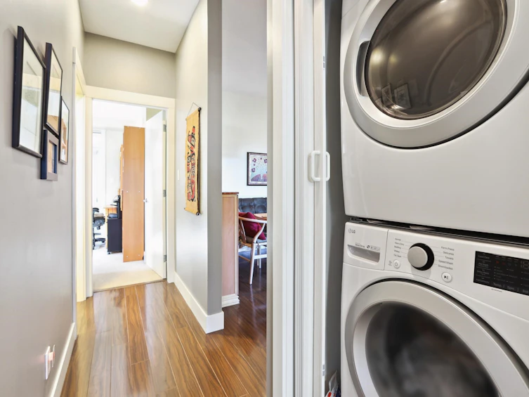 2280 St. George Street, Vancouver, BC, V5T 3R2 - 12