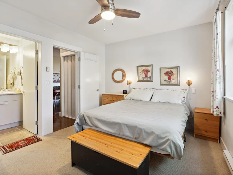 2280 St. George Street, Vancouver, BC, V5T 3R2 - 8