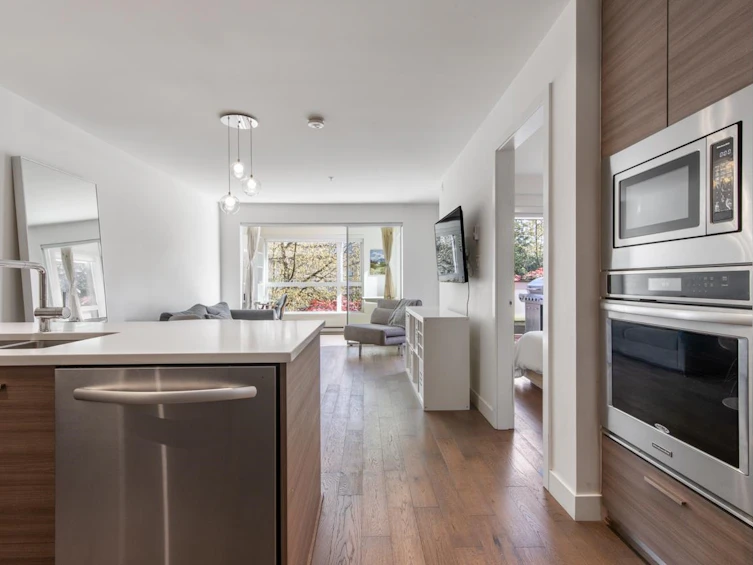 205-3456 Commercial Street, Vancouver, BC, V5N 4E9 - 8