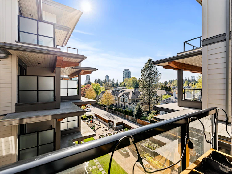 501-7579 16th Street, Burnaby, BC, V3N 0H7 - 16