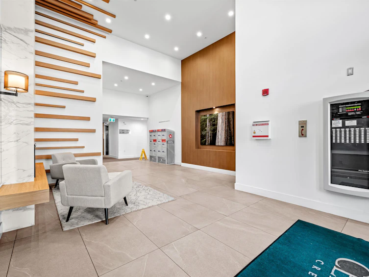 501-7579 16th Street, Burnaby, BC, V3N 0H7 - 3