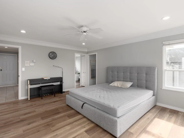 913 Fourteenth Street, New Westminster, BC, V3M 4P8 - 17