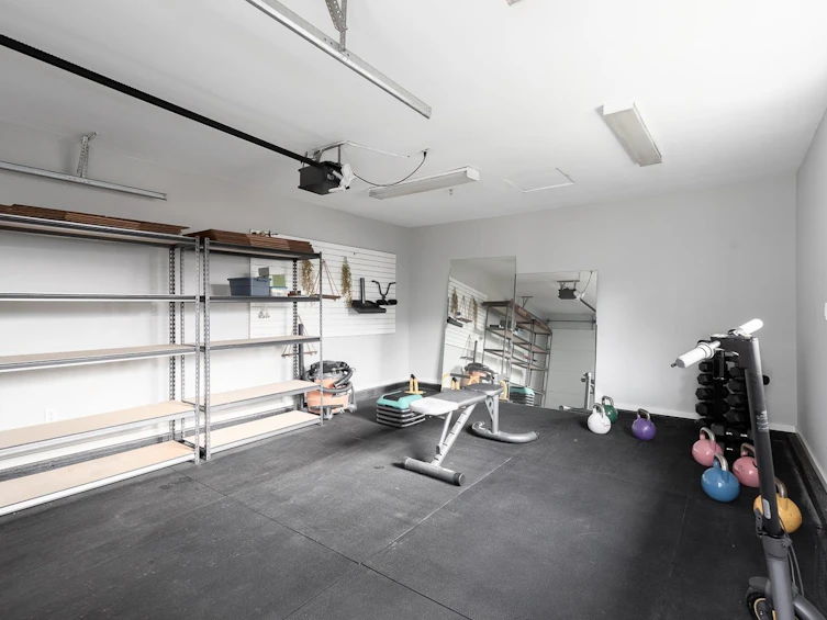 913 Fourteenth Street, New Westminster, BC, V3M 4P8 - 28