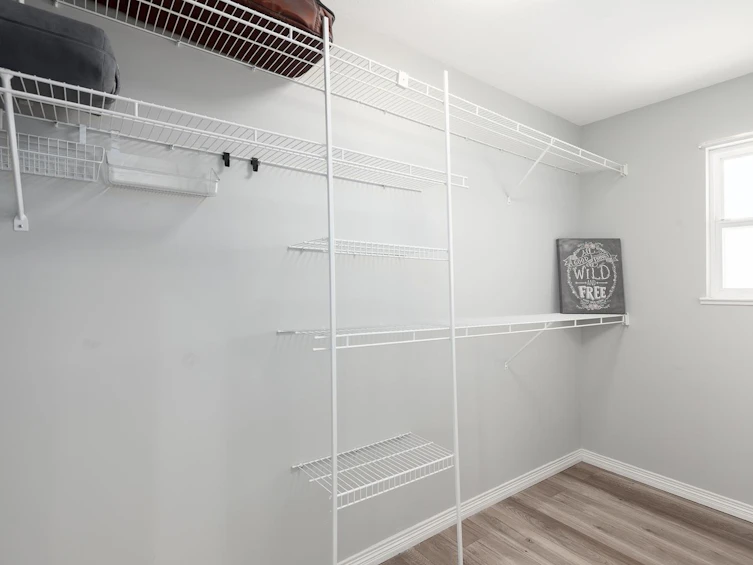 913 Fourteenth Street, New Westminster, BC, V3M 4P8 - 18