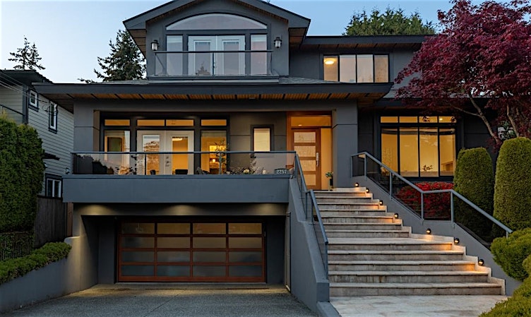 2257 Fulton Avenue, West Vancouver, BC, V7V 1T7