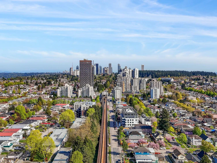3132 Kings Avenue, Vancouver, BC, V5R 4T4 - 23