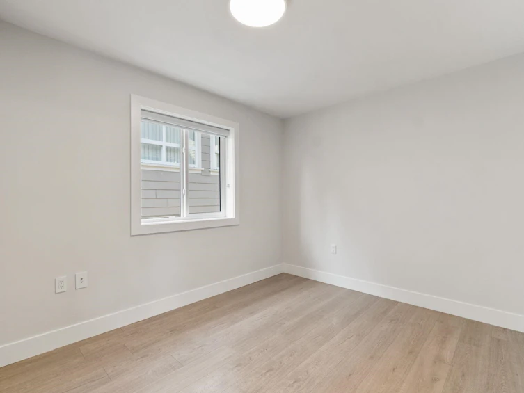 3132 Kings Avenue, Vancouver, BC, V5R 4T4 - 13