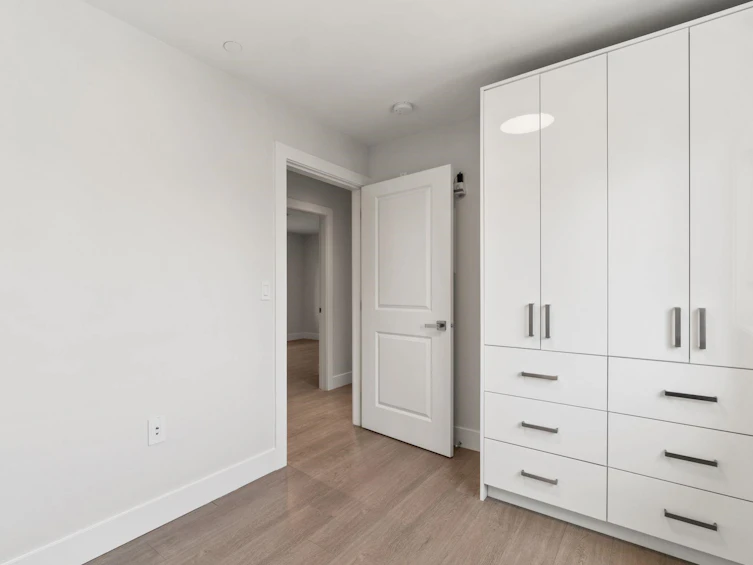 3132 Kings Avenue, Vancouver, BC, V5R 4T4 - 17