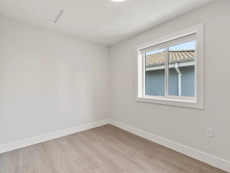 3132 Kings Avenue, Vancouver, BC, V5R 4T4 - 16