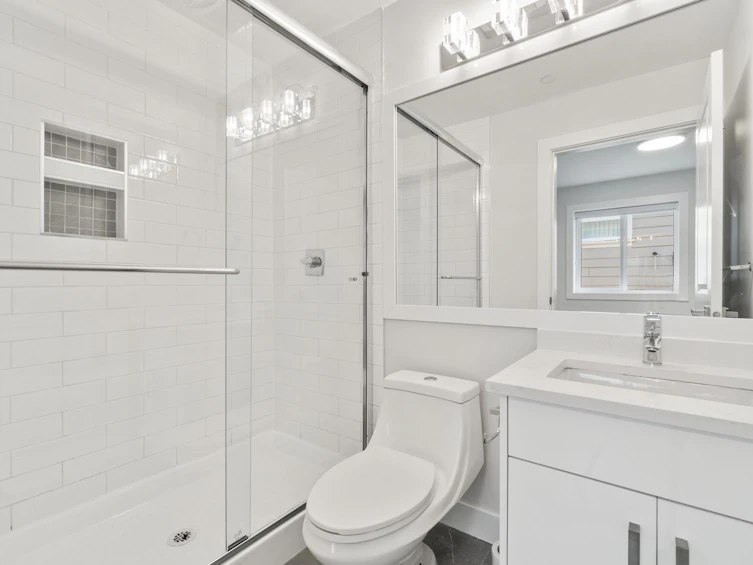 3132 Kings Avenue, Vancouver, BC, V5R 4T4 - 14