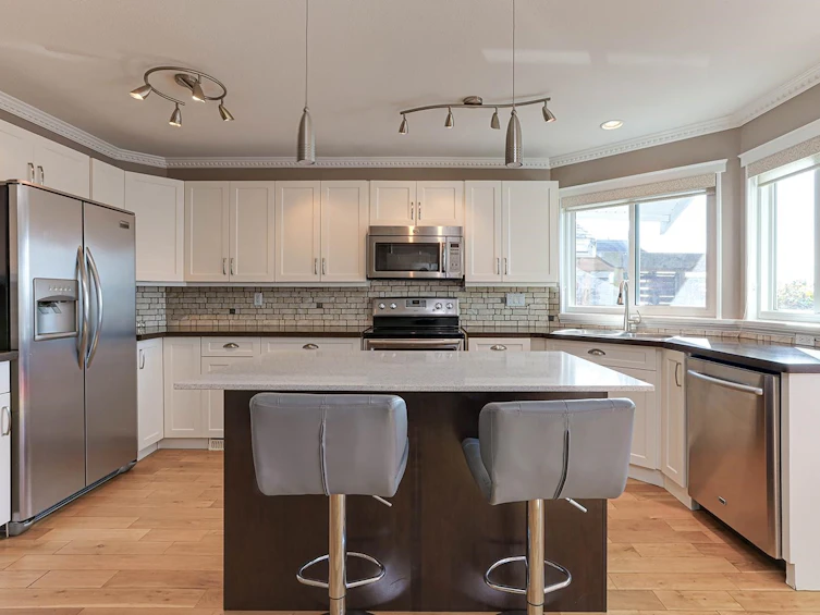 887 Stevens Street, Surrey, BC, V4B 4X3 - 10