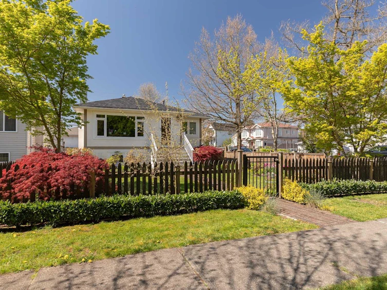3233 Penticton Street, Vancouver, BC, V5M 3C7 - 36