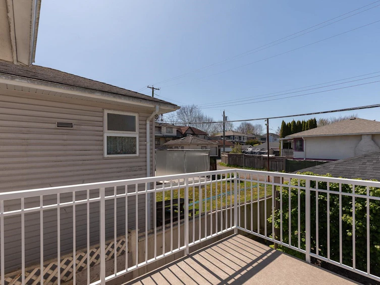 3233 Penticton Street, Vancouver, BC, V5M 3C7 - 31