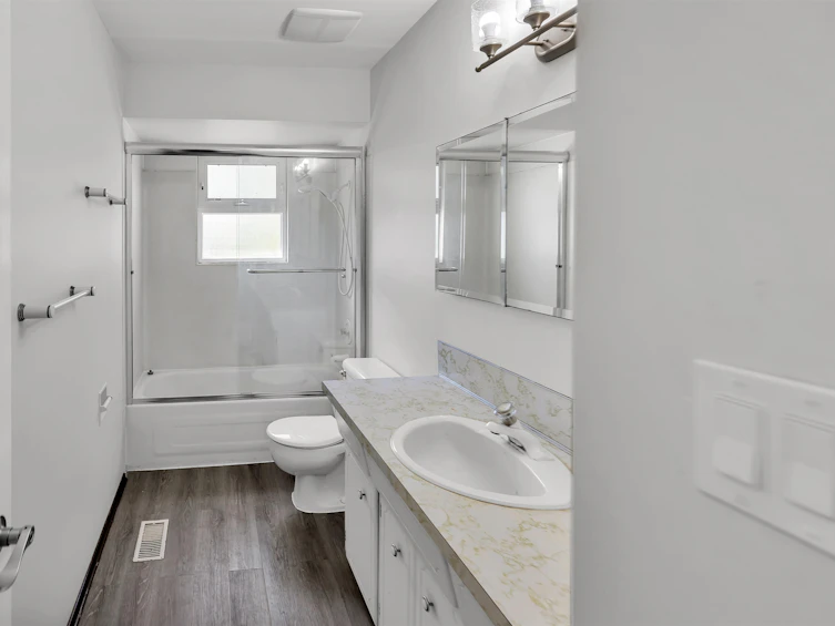 2549 Sugarpine Street, Abbotsford, BC, V2T 3M7 - 20