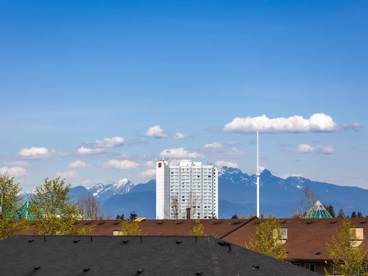 414-14968 101a Avenue, Surrey, BC, V3R 0E8 - 14