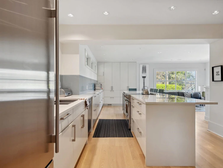 3881 W 14th Avenue, Vancouver, BC, V6R 2X1 - 9