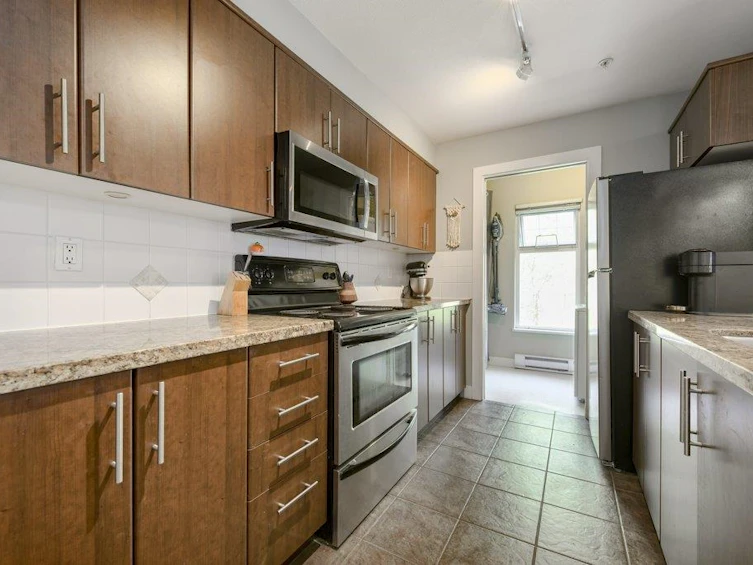 207-3240 St Johns Street, Port Moody, BC, V3H 0C1 - 6