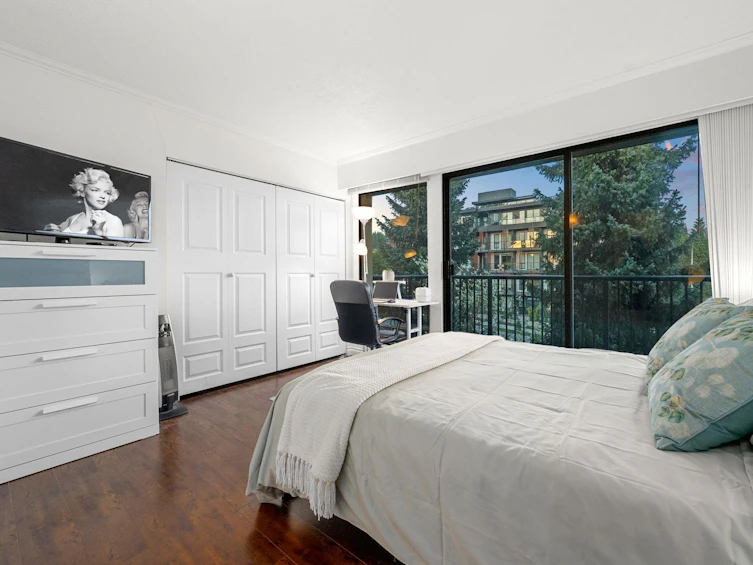 302-2545 Lonsdale Avenue, North Vancouver, BC, V7N 3H7 - 24