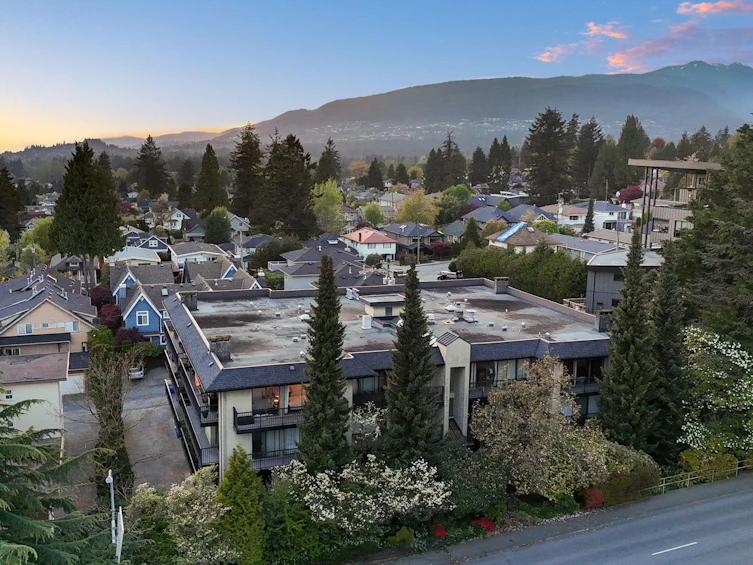 302-2545 Lonsdale Avenue, North Vancouver, BC, V7N 3H7 - 37