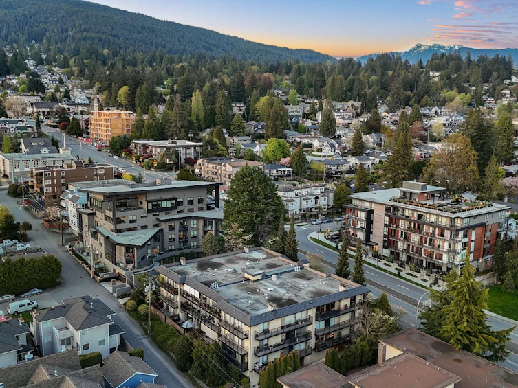 302-2545 Lonsdale Avenue, North Vancouver, BC, V7N 3H7 - 39
