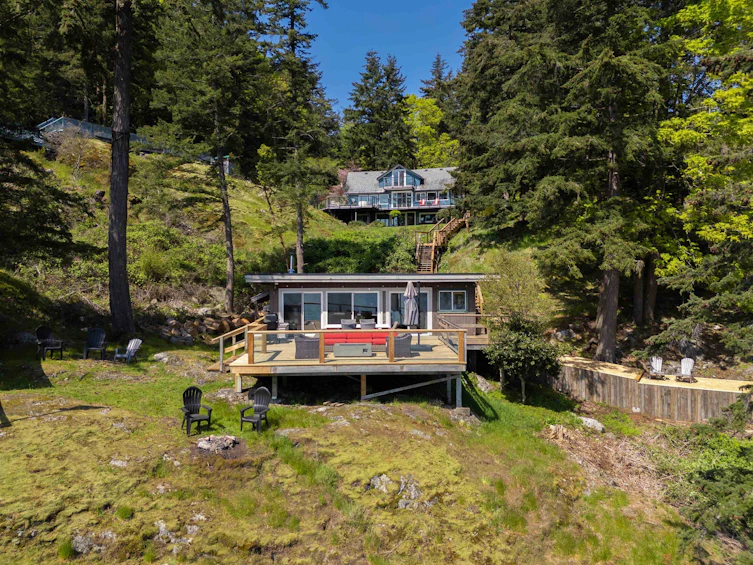 233 David Road, Bowen Island, BC, V0N 1G1 - 38