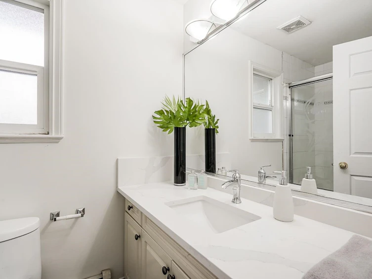 14497 Wellington Drive, Surrey, BC, V3R 5T9 - 24