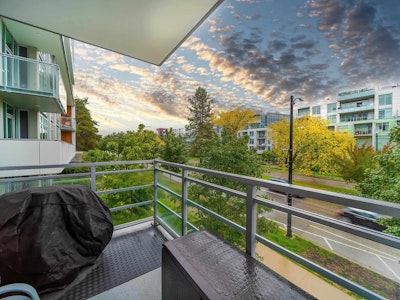 205-4932 Cambie Street - 4