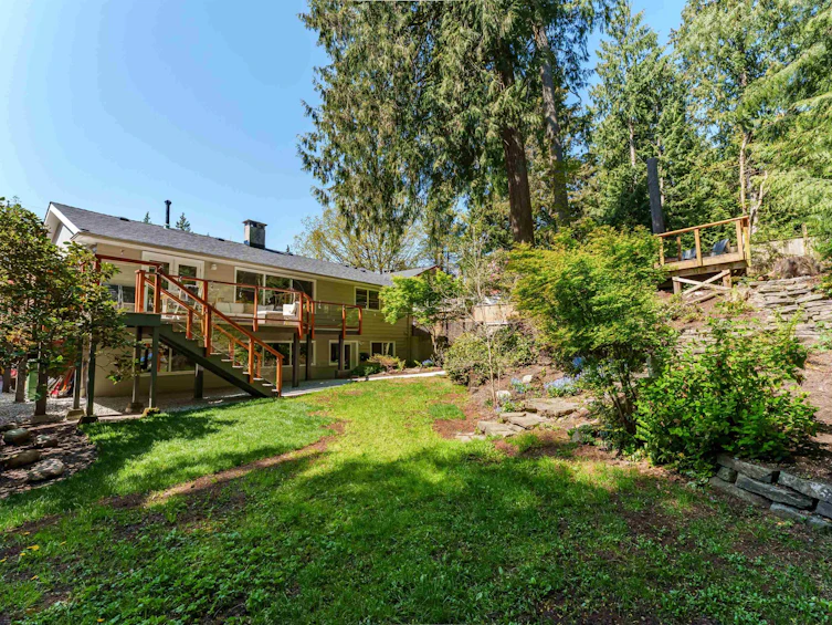 2602 Kilmarnock Crescent, North Vancouver, BC, V7J 2Z5 - 32
