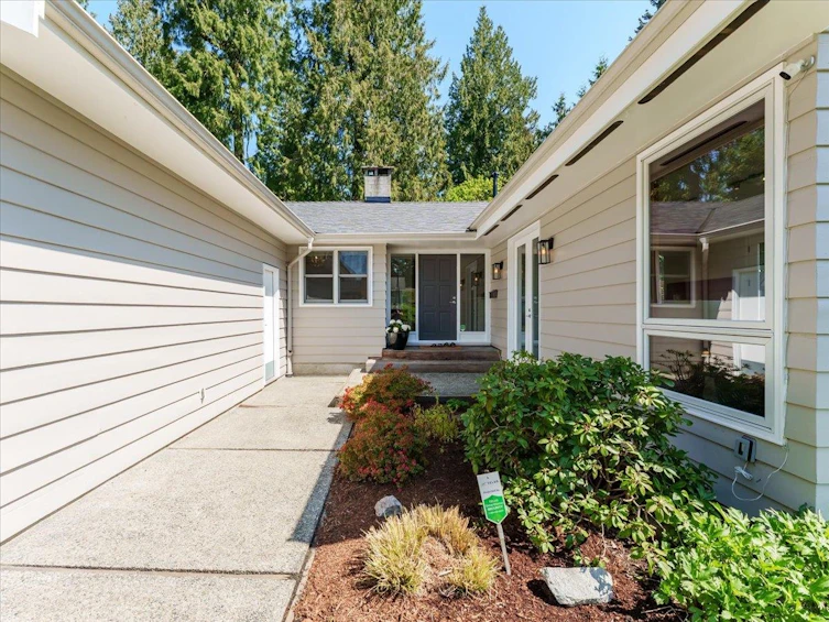 2602 Kilmarnock Crescent, North Vancouver, BC, V7J 2Z5 - 35